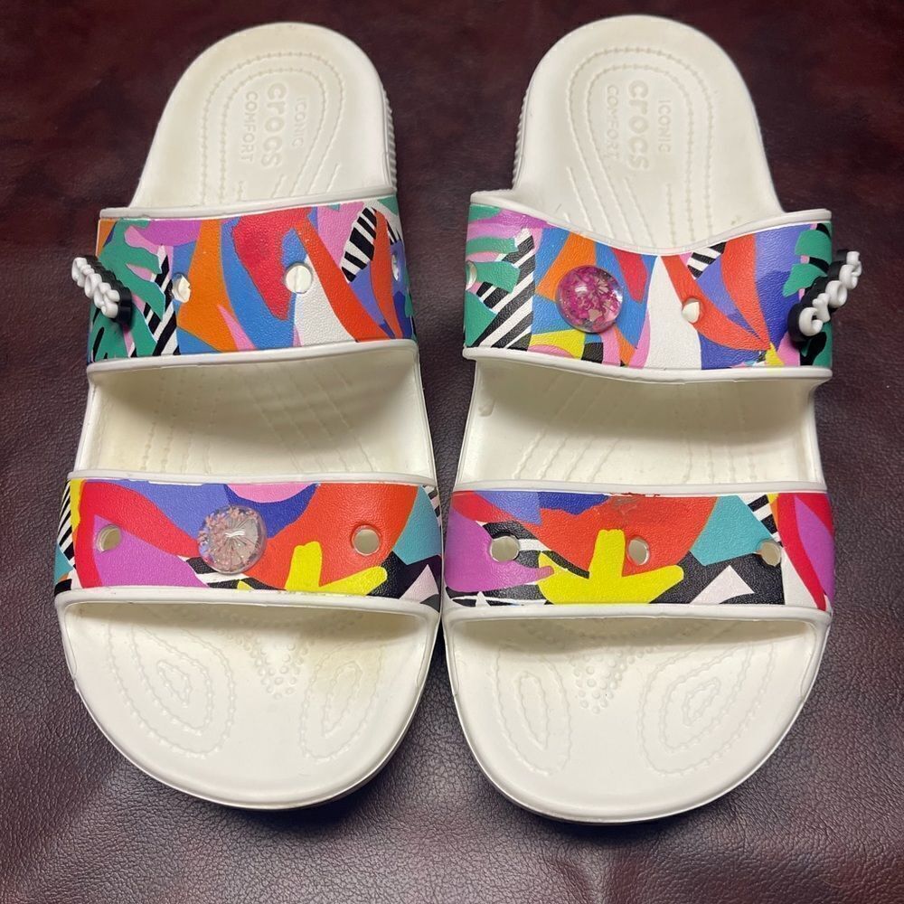 Crocs classic retro resort sandals jibbitz‎ charms size men’s 9 women’s 11 - Picture 6 of 12